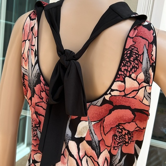 White House Black Market high neck sleeveless bold floral stretch dress SZ S - Picture 5 of 11